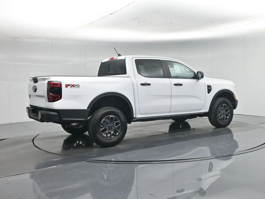 New 2026 Oxford White Ford XLT image 24
