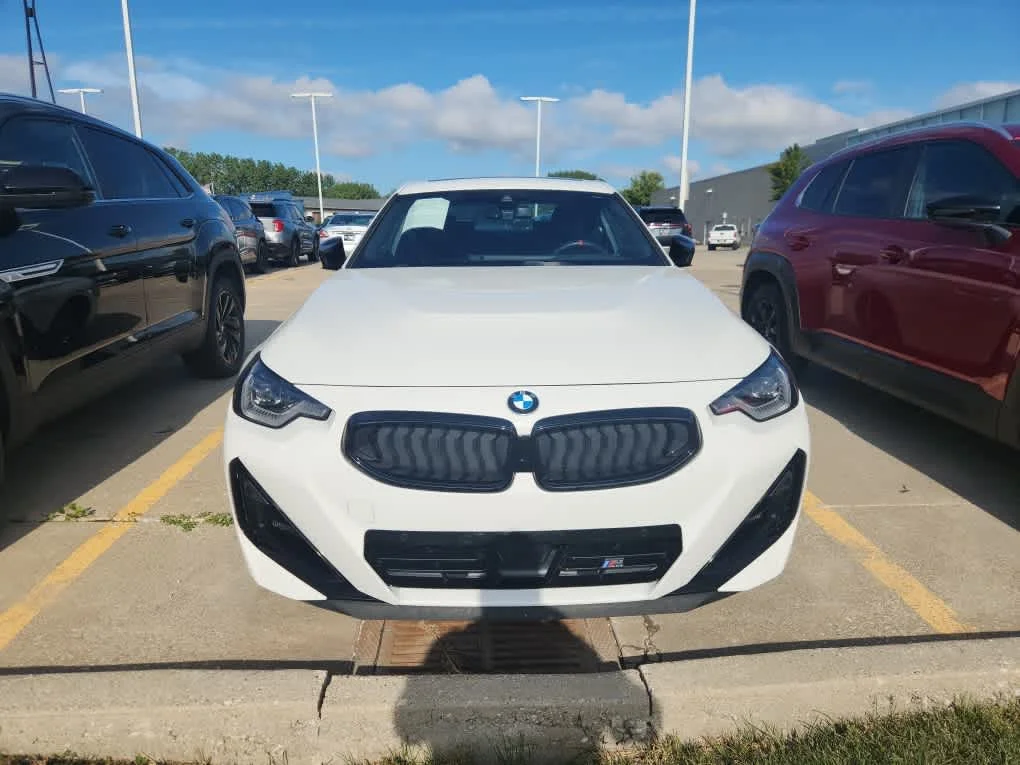 Used 2025 Alpine White BMW M240i xDrive image 2