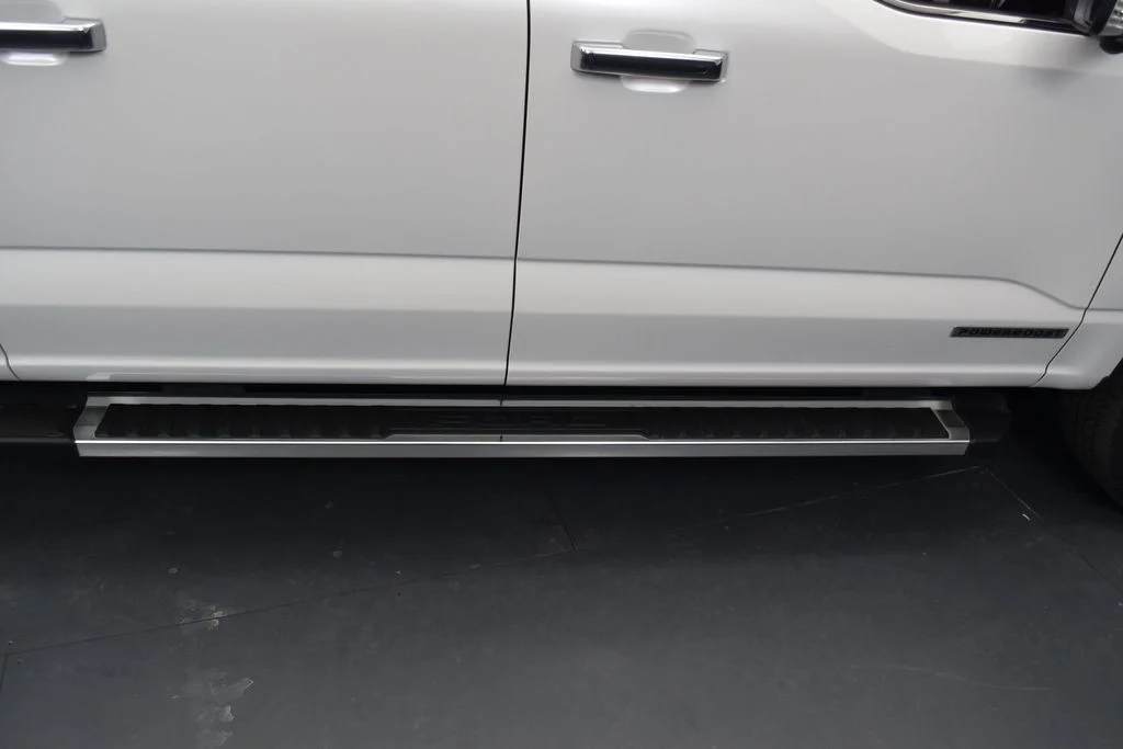 New 2025 White Ford Lariat image 24