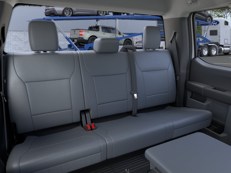 New 2026 Oxford White Ford XL image 11