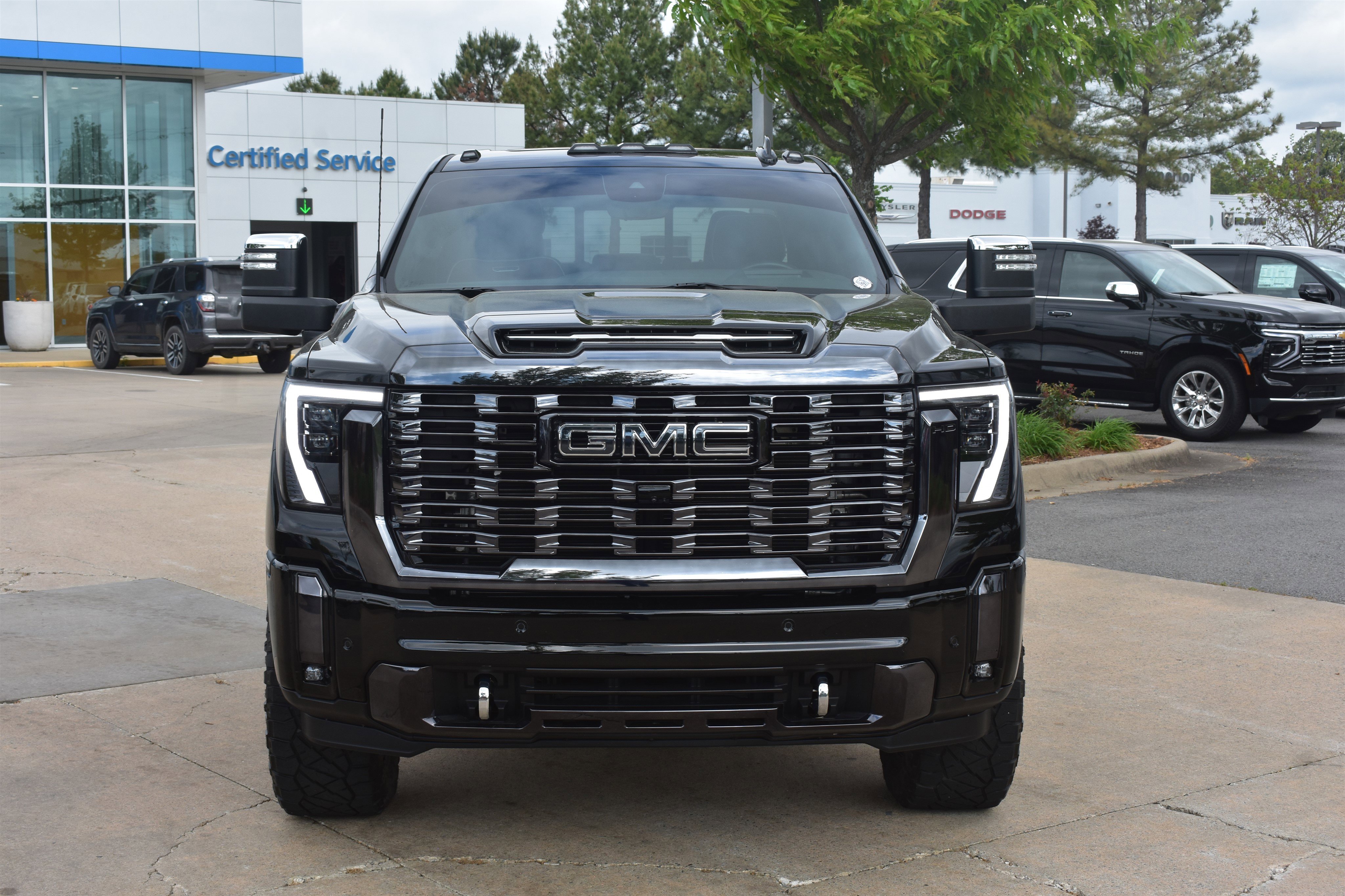 Used 2024 GMC Sierra 2500HD Denali Ultimate with VIN 1GT19XEY8RF266538 for sale in Little Rock