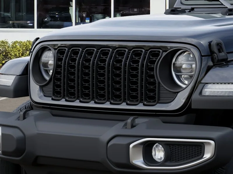 New 2026 Black Clear-Coat Exterior Paint Jeep Sahara image 46