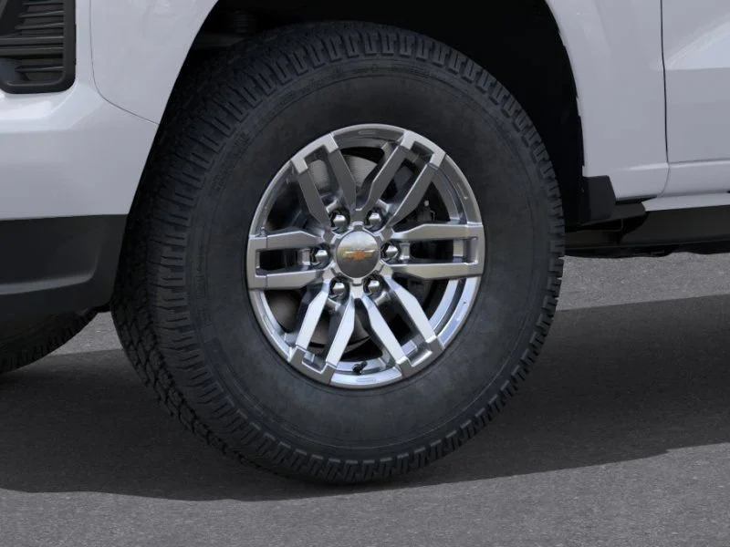 New 2026 Summit White Chevrolet LT image 9