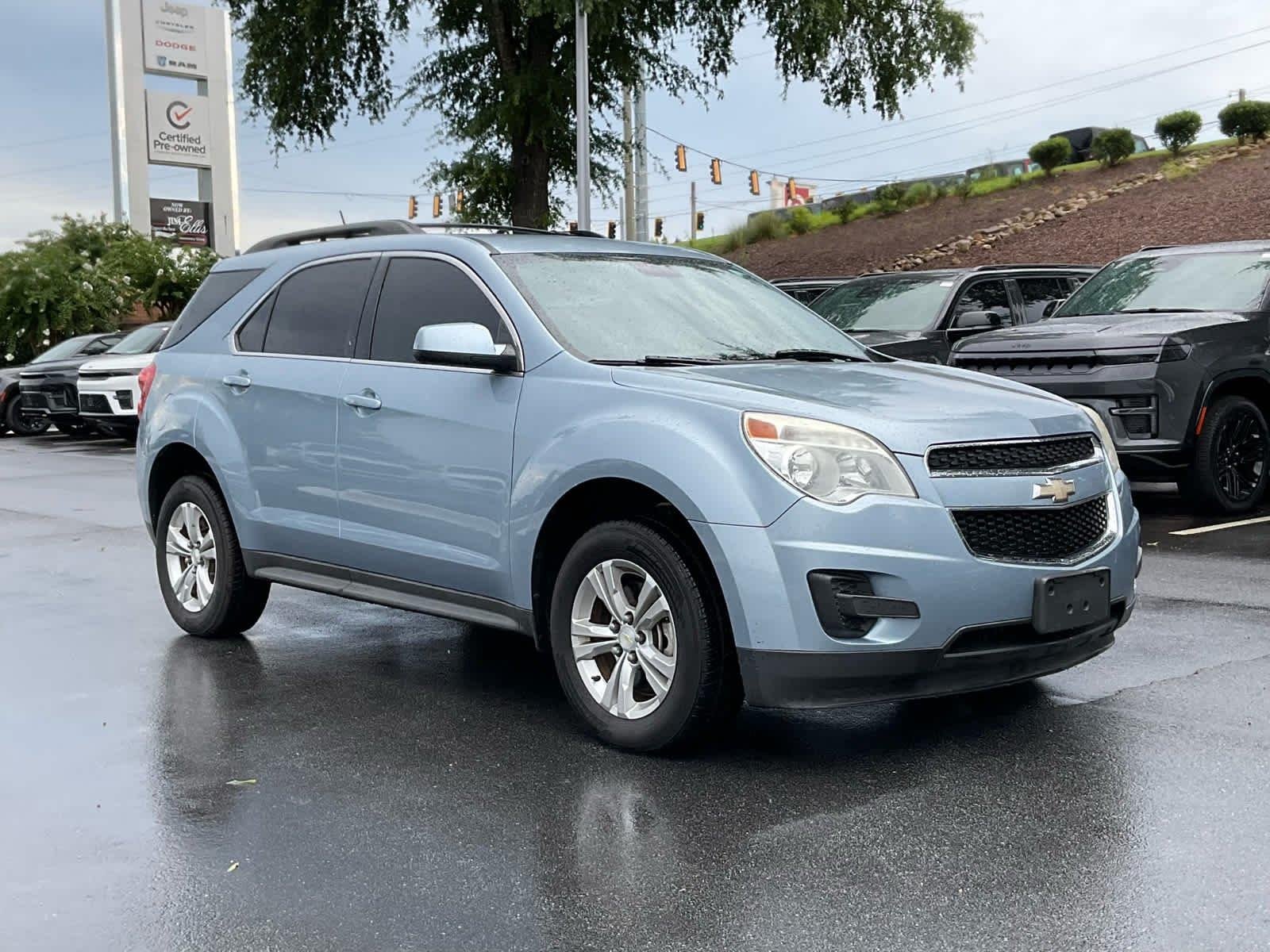 Used 2014 Silver Topaz Metallic Chevrolet LT image 7