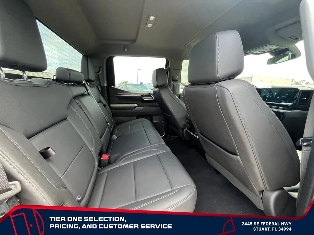 Used 2024 Summit White Chevrolet LTZ image 18