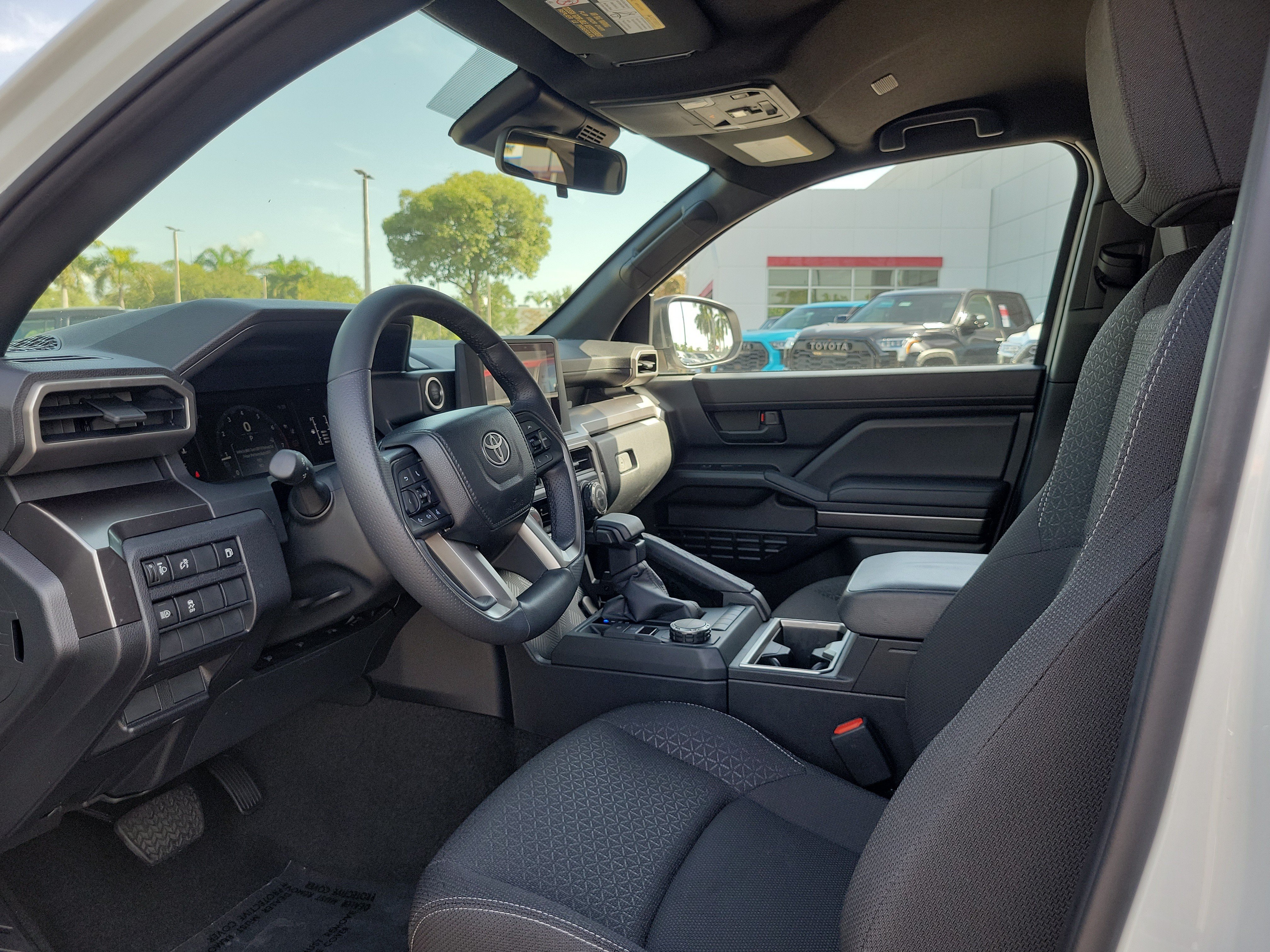 Used 2025 Ice Toyota SR5 image 16