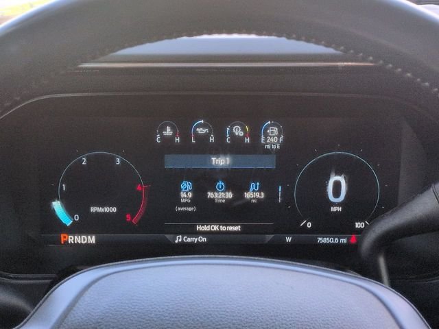 Used 2024 Silver Ford Lariat image 25