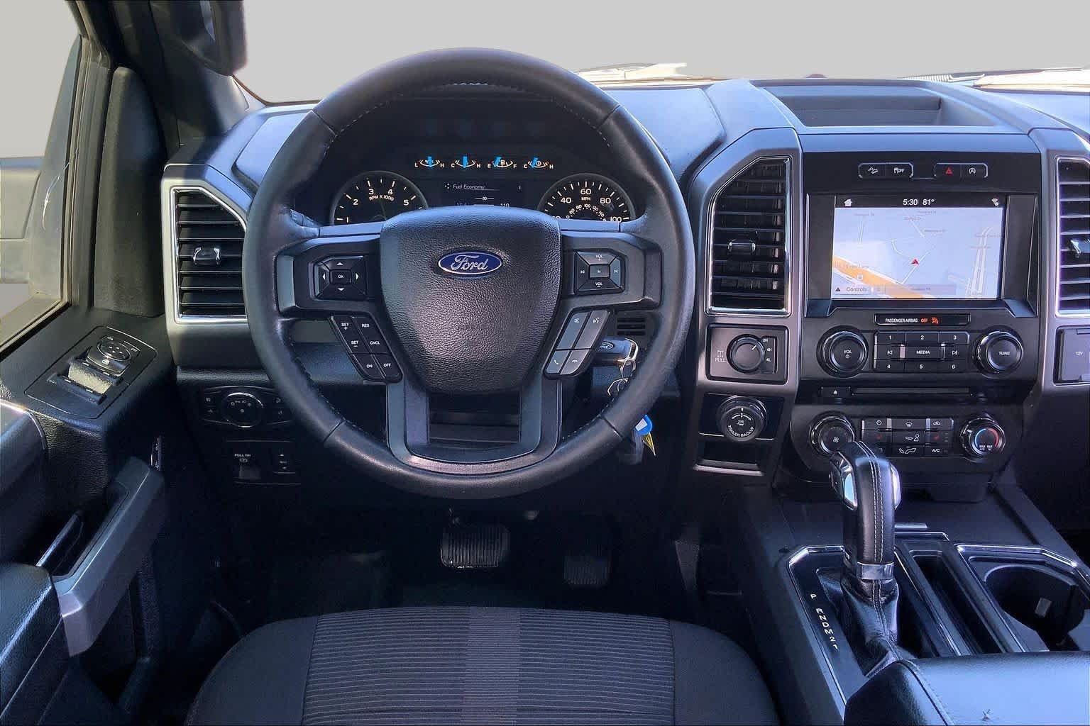 Used 2017 Shadow Black Ford XLT image 5