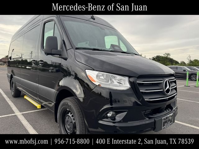 2026 Mercedes-Benz Sprinter Passenger Van Passenger 170 WB