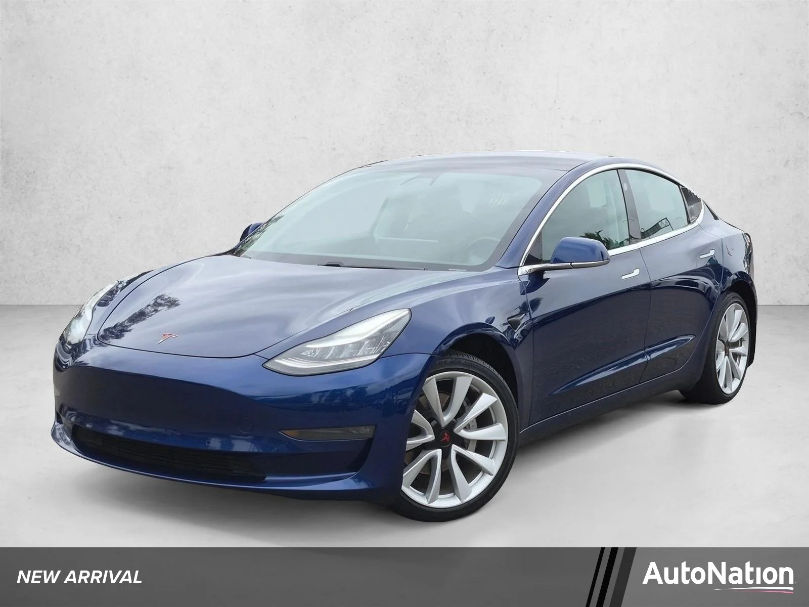 2019 Tesla Model 3 Standard Range Plus's photo