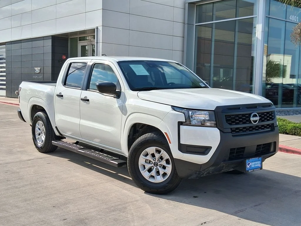 Used 2025 White Nissan S image 1