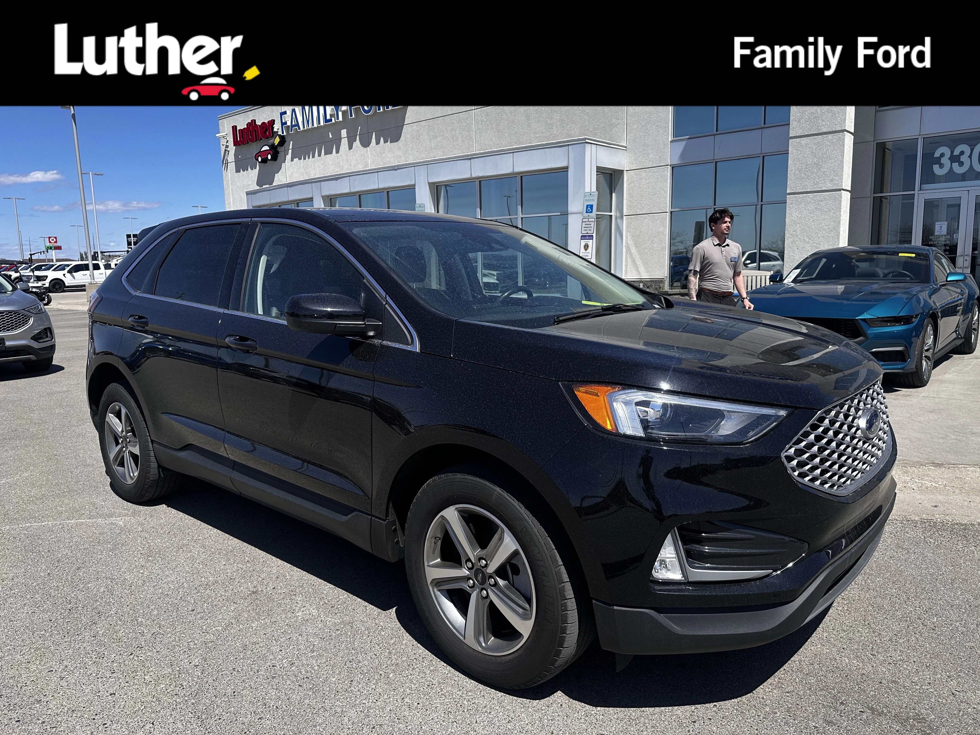 2024 Ford Edge SEL AWD's photo