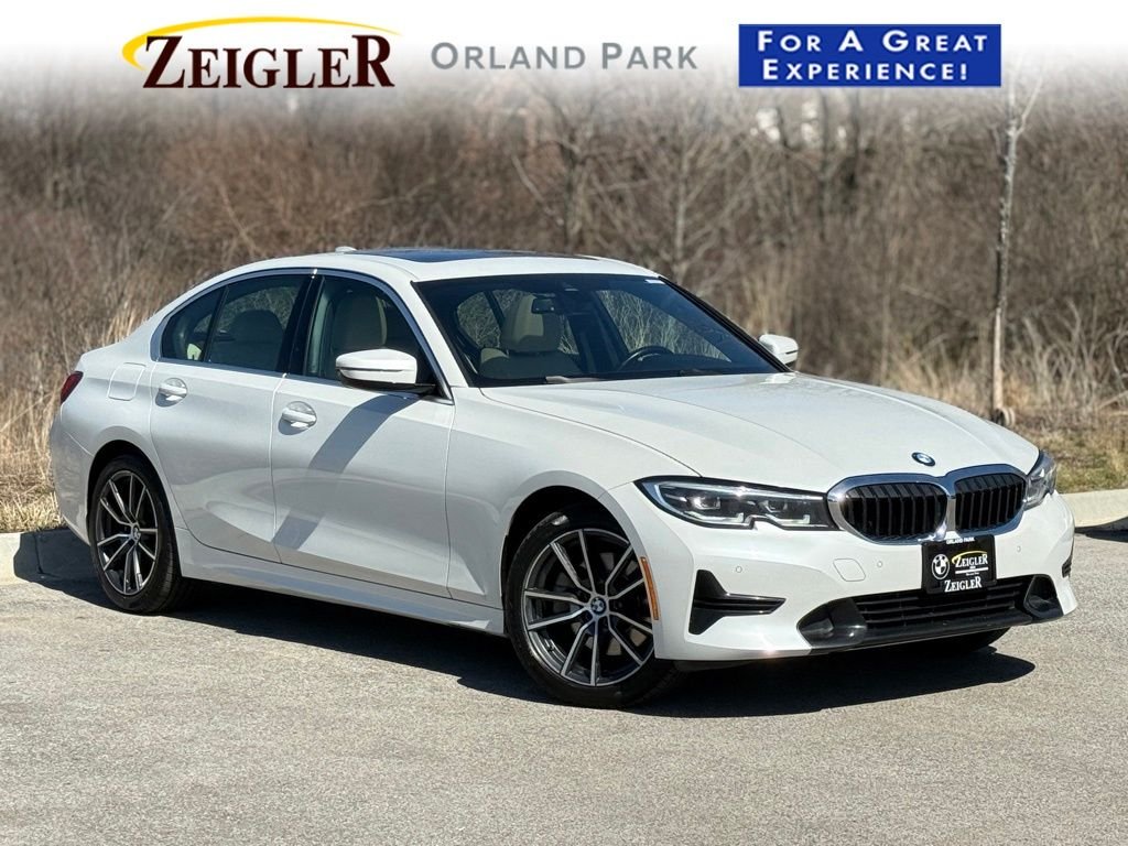 2021 BMW 3 Series 330i xDrive Sedan's photo