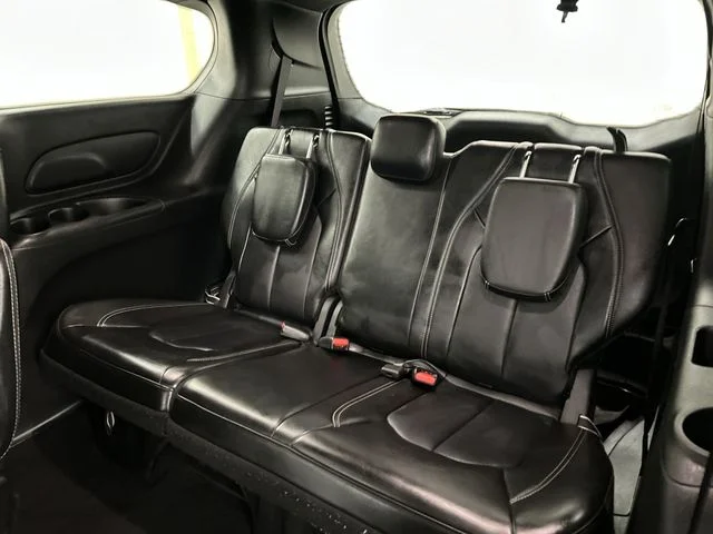 Used 2025 Black Chrysler Select image 28