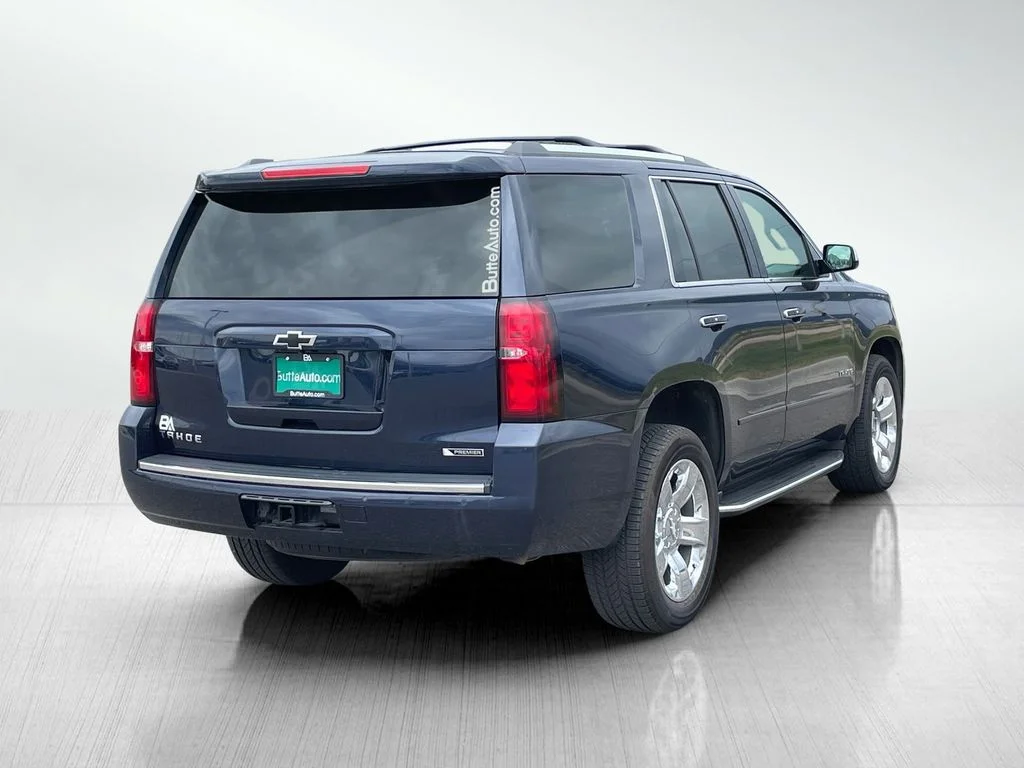 Used 2018 Blue Velvet Metallic Chevrolet Premier image 3