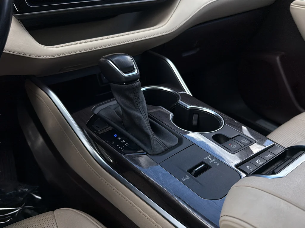 Used 2020 Amber Toyota Limited image 12