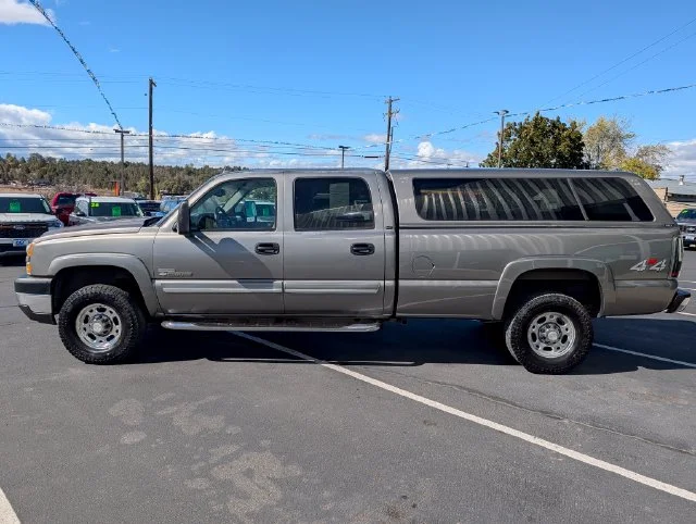 Used 2006 Gray Chevrolet LT image 6