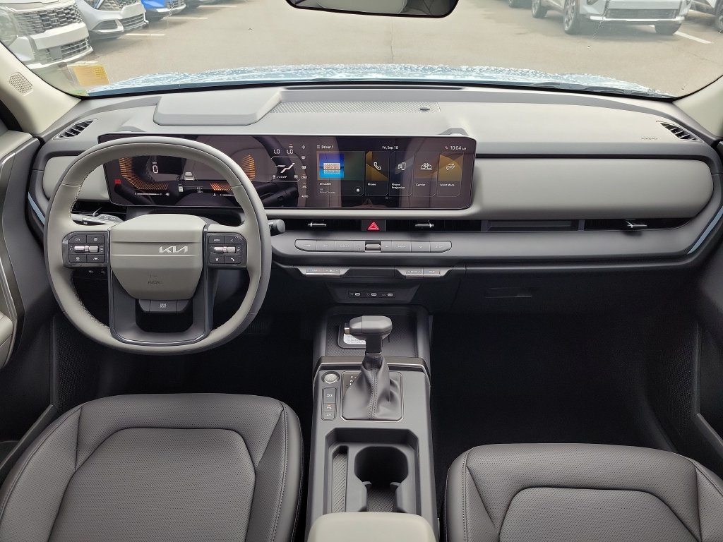 New 2027 Pale Gray Kia EX image 18