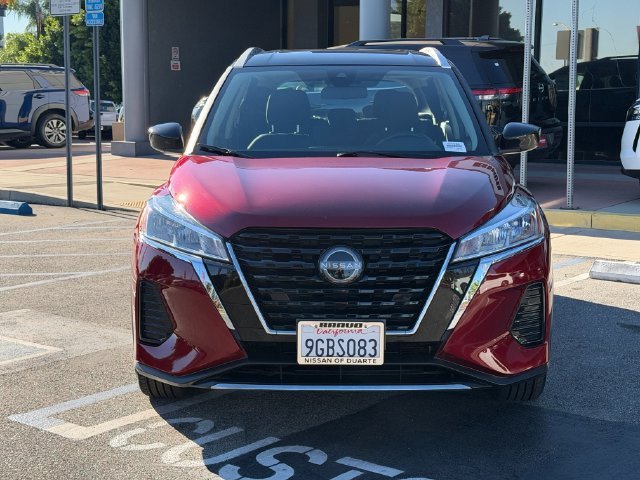 Used 2023 Red Nissan SV image 2
