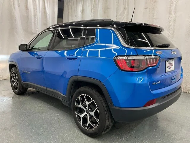 Used 2025 Blue Jeep Limited image 5
