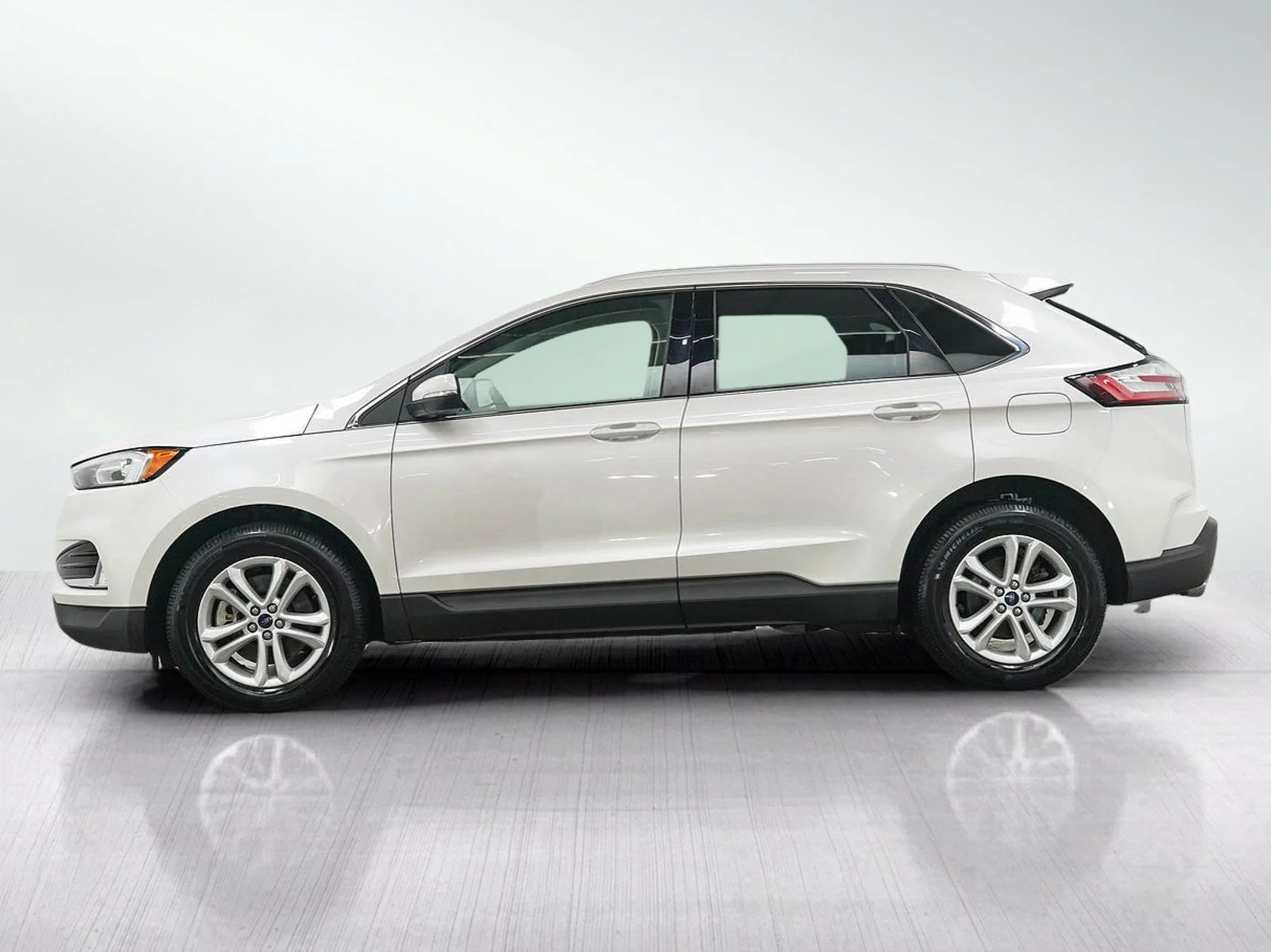 Used 2019 Ford Edge SEL with VIN 2FMPK4J98KBC73701 for sale in Minneapolis, Minnesota
