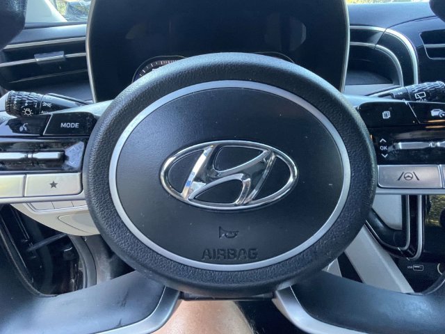 Certified Used 2023 Phantom Black Hyundai SE image 20
