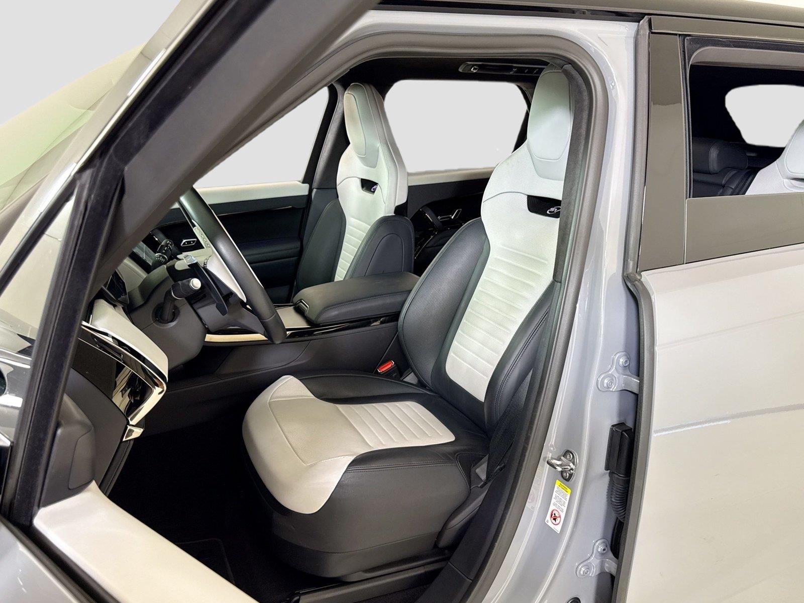 Used 2025 Nardo Grey Land Rover SPORT SV Edition Two | Carbon Fiber Wheels | 360 Camera image 14