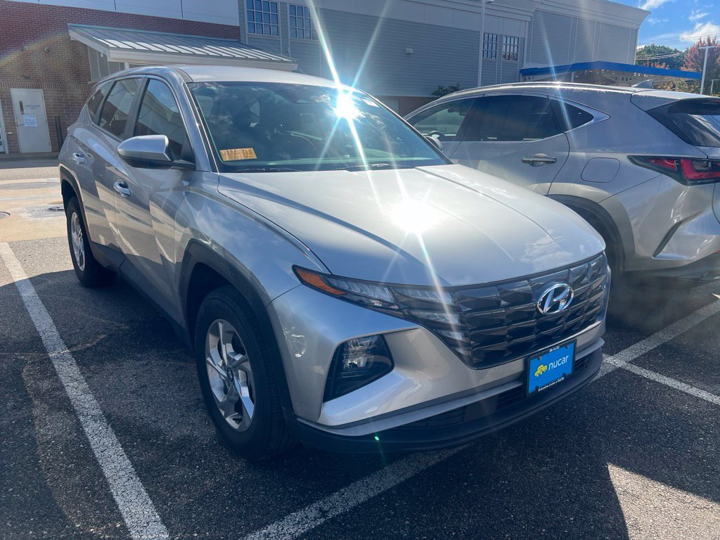 Used 2024 Silver Hyundai SE image 1