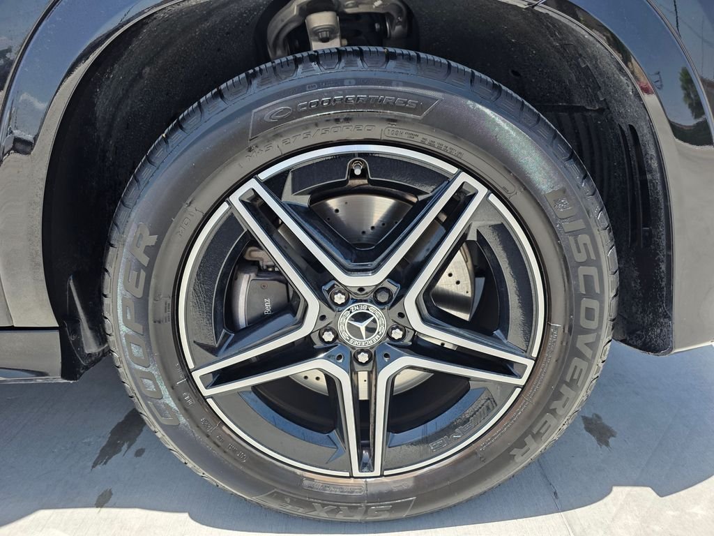 New 2026 Obsidian Black Metallic Mercedes-Benz GLE 350 image 9