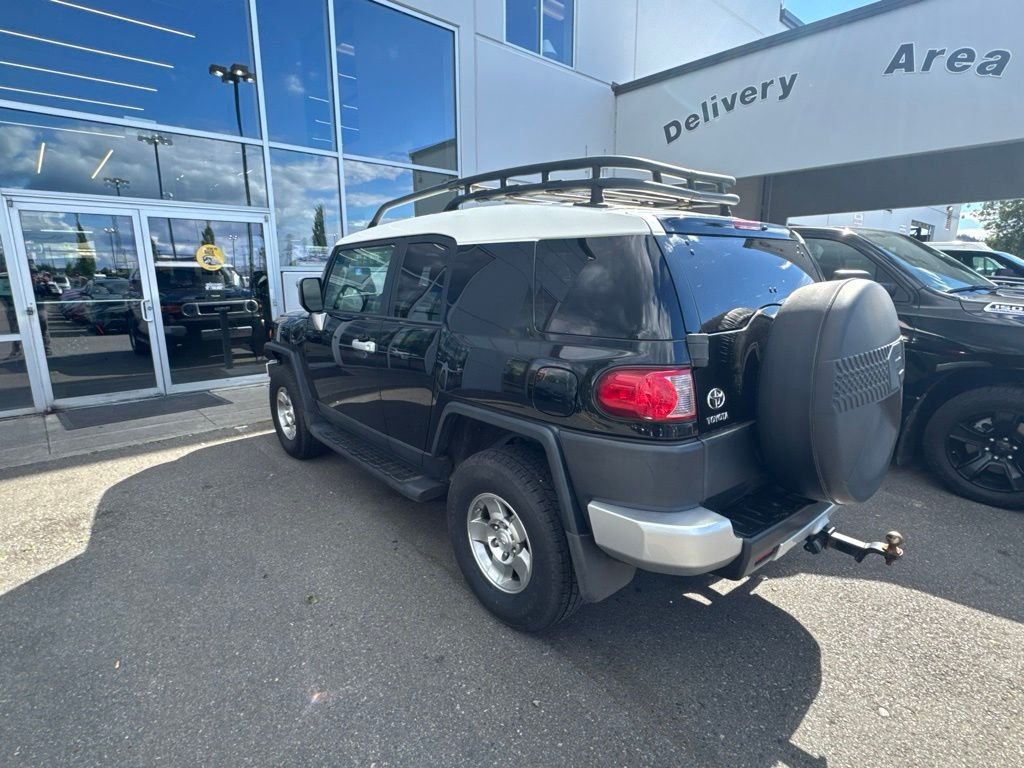 Used 2010  Toyota Base image 7