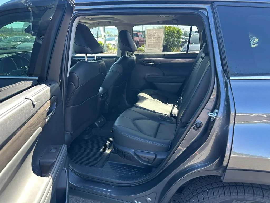 Used 2023 Gray Toyota Limited image 14