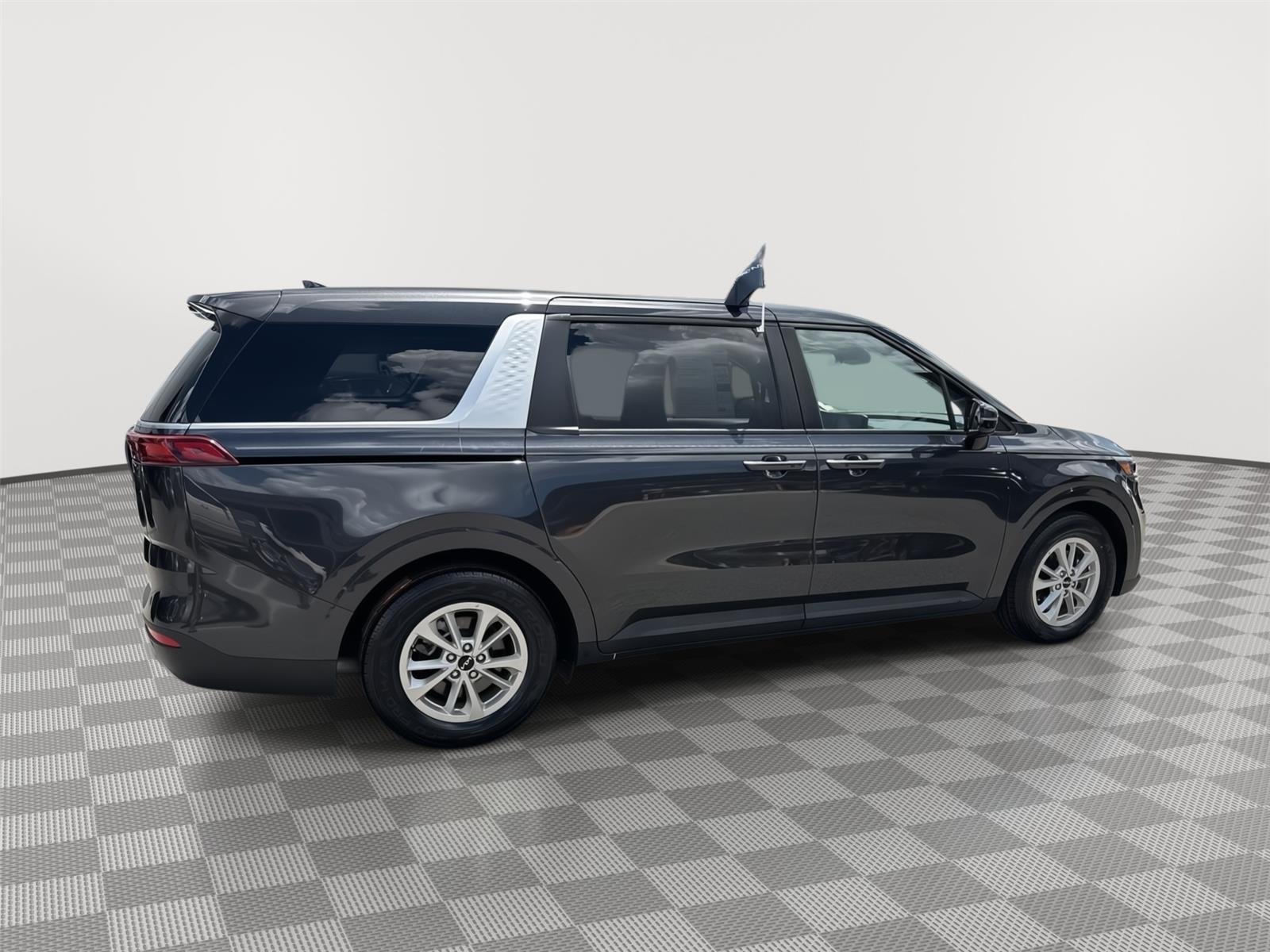 Certified Used 2024 Panthera Metal Kia LX image 4