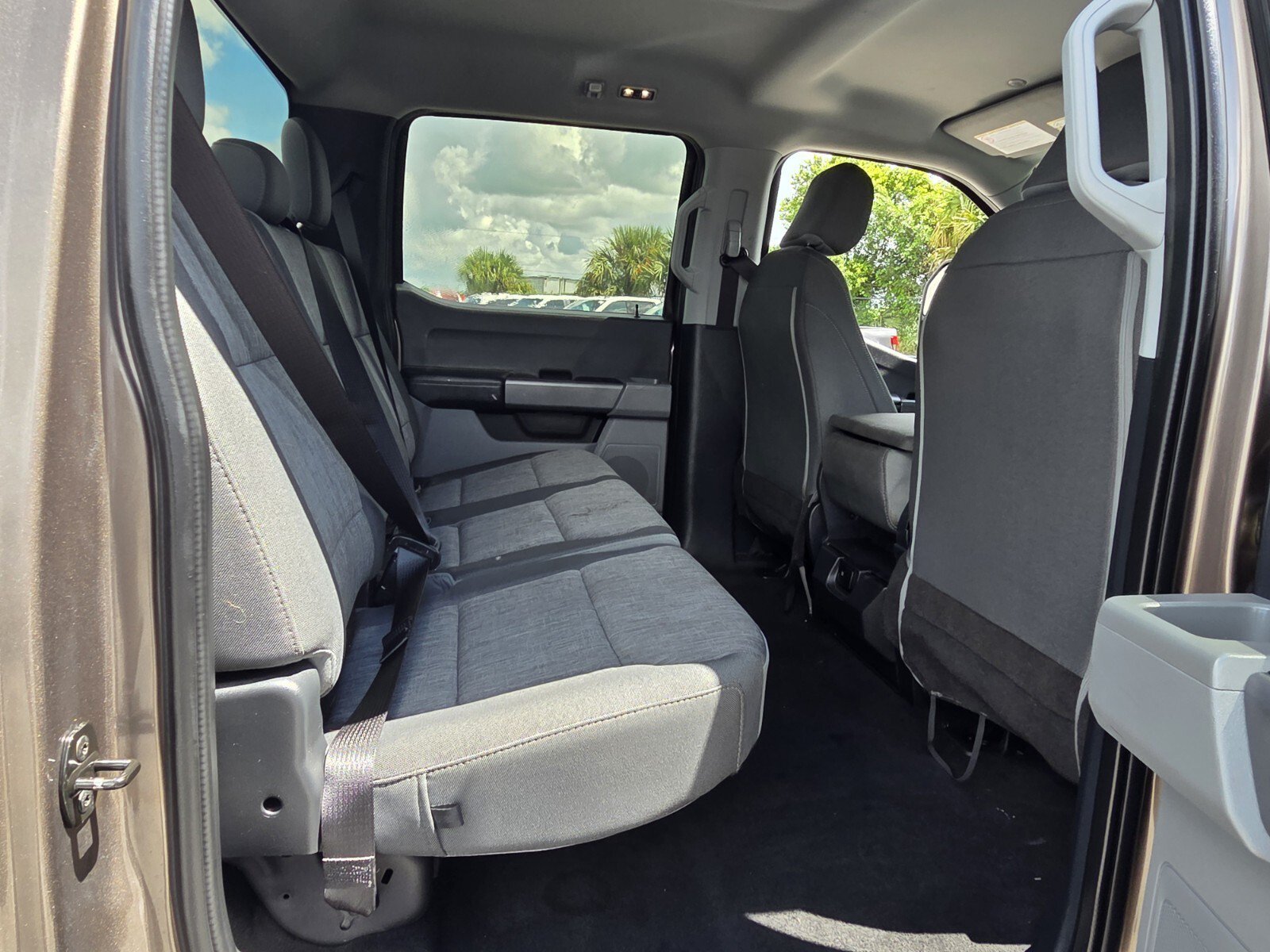 Used 2023 Stone Gray Metallic Ford XL image 14