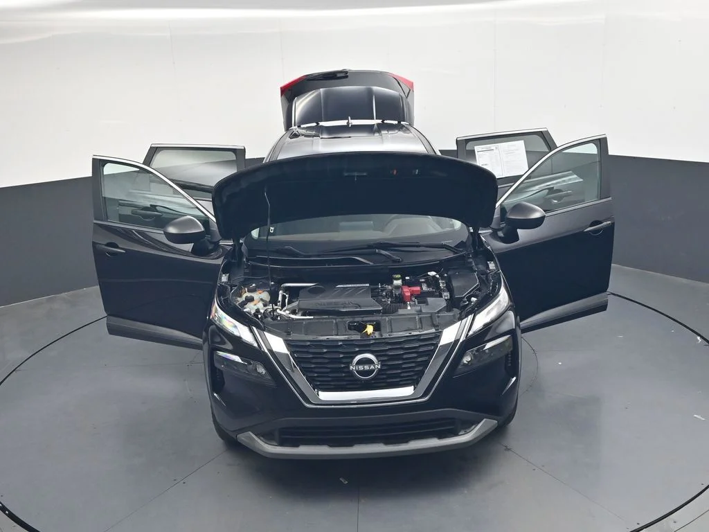Used 2023 Black Nissan S image 42