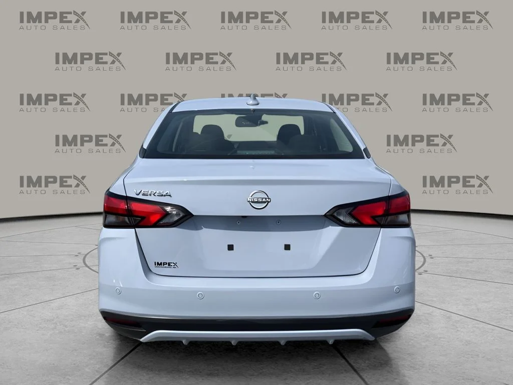 Used 2025 Gray Nissan 1.6 SV image 4