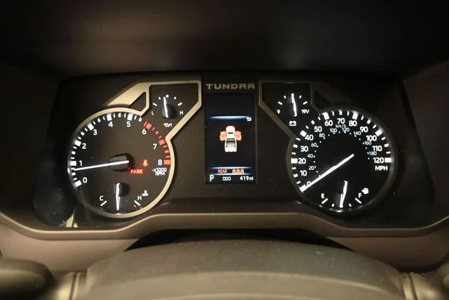 2026 Toyota Tundra SR5 - Photo 9