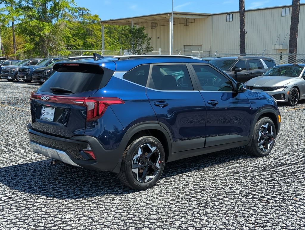 New 2026 Dark Ocean Blue Kia EX image 7