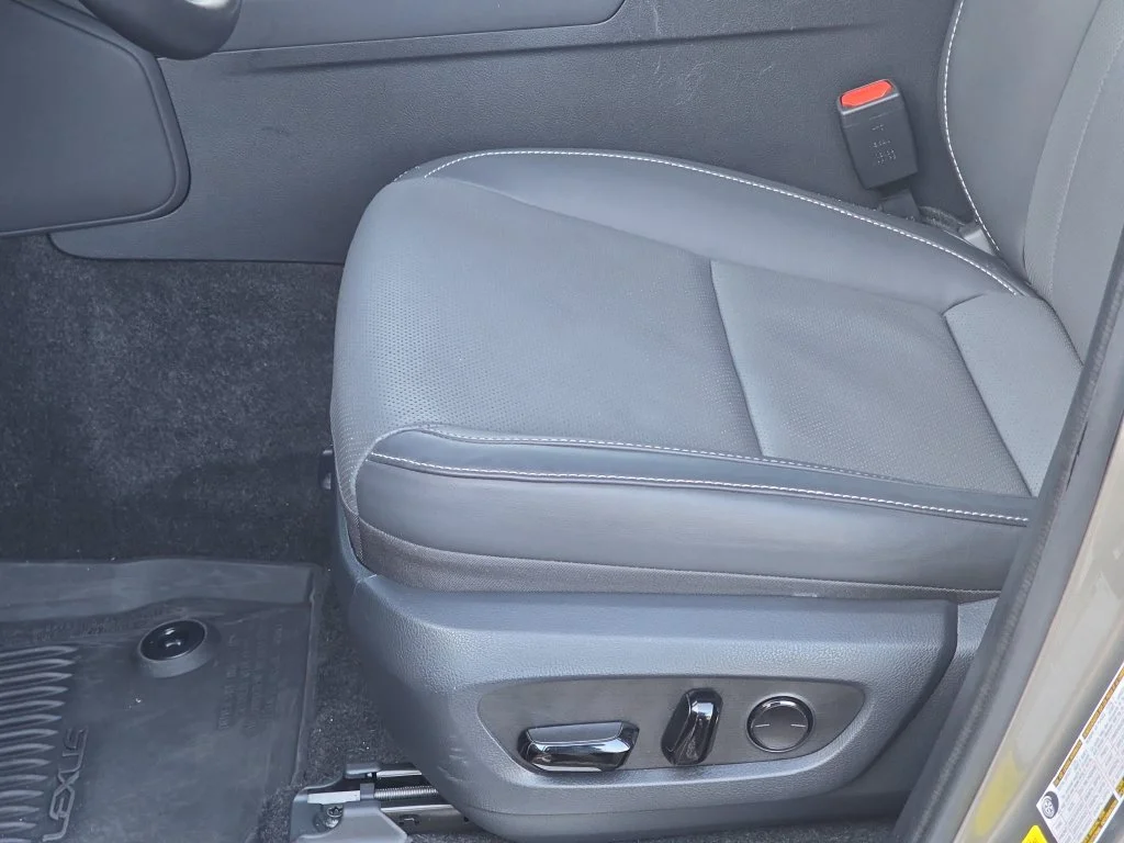 Certified Used 2024 ATOMIC SILVER Lexus 550 Premium+ image 30