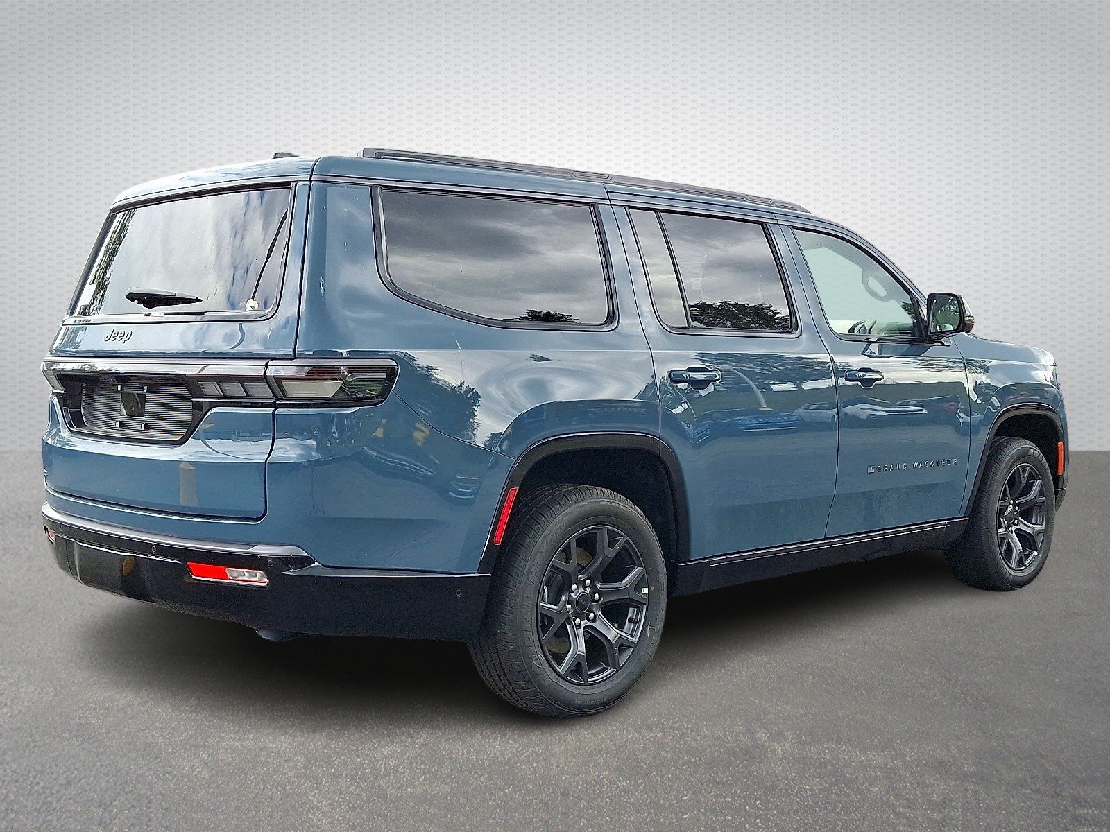 New 2026 Steel Blue Jeep Limited Altitude 4x4 image 4
