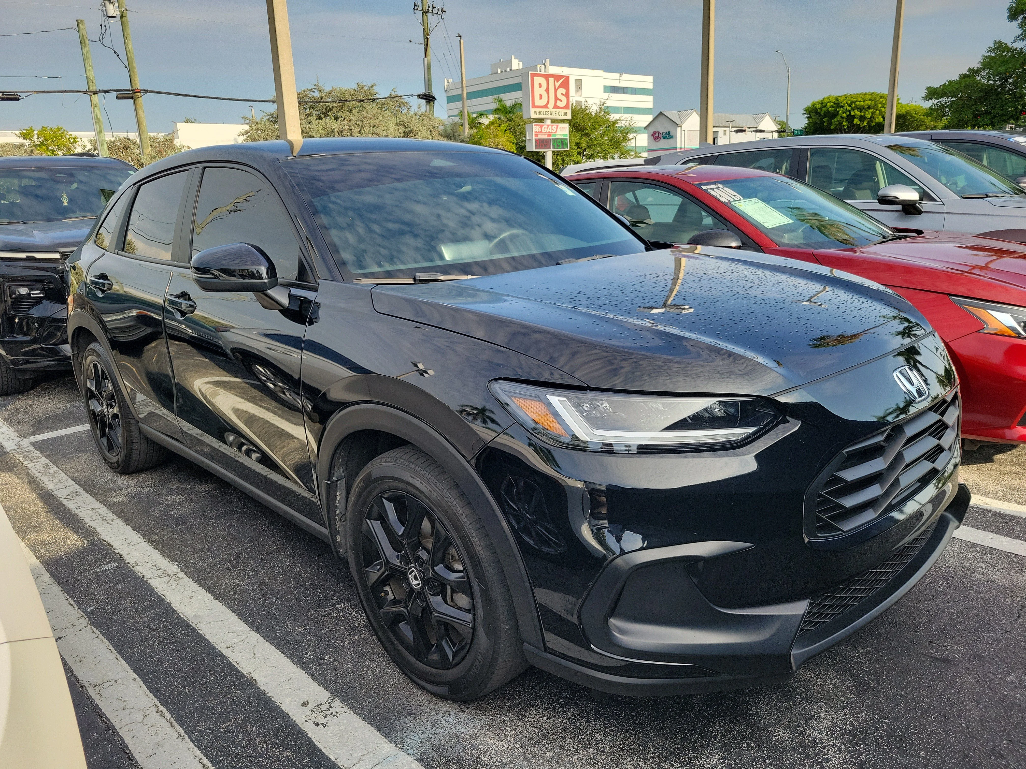 2025 Honda HR-V Sport - Photo 2