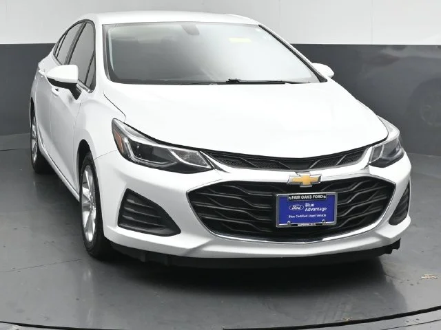 Certified Used 2019 Summit White Chevrolet LT image 2