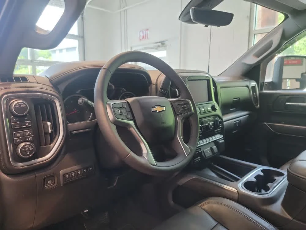 2020 Chevrolet Silverado 2500HD LTZ - Photo 12