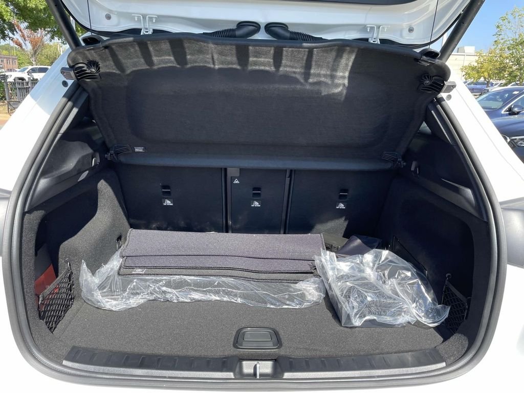 Certified Used 2025 Polar White Mercedes-Benz GLA 35 AMG® image 15