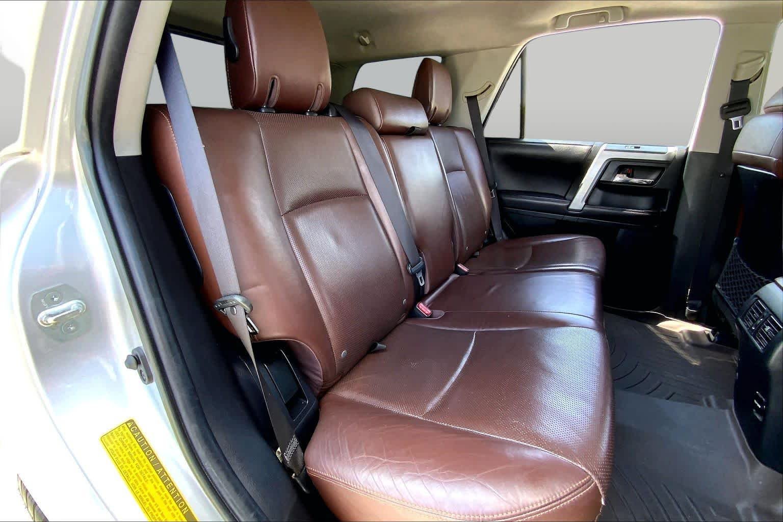 Used 2017 Classic Silver Metallic Toyota Limited image 19
