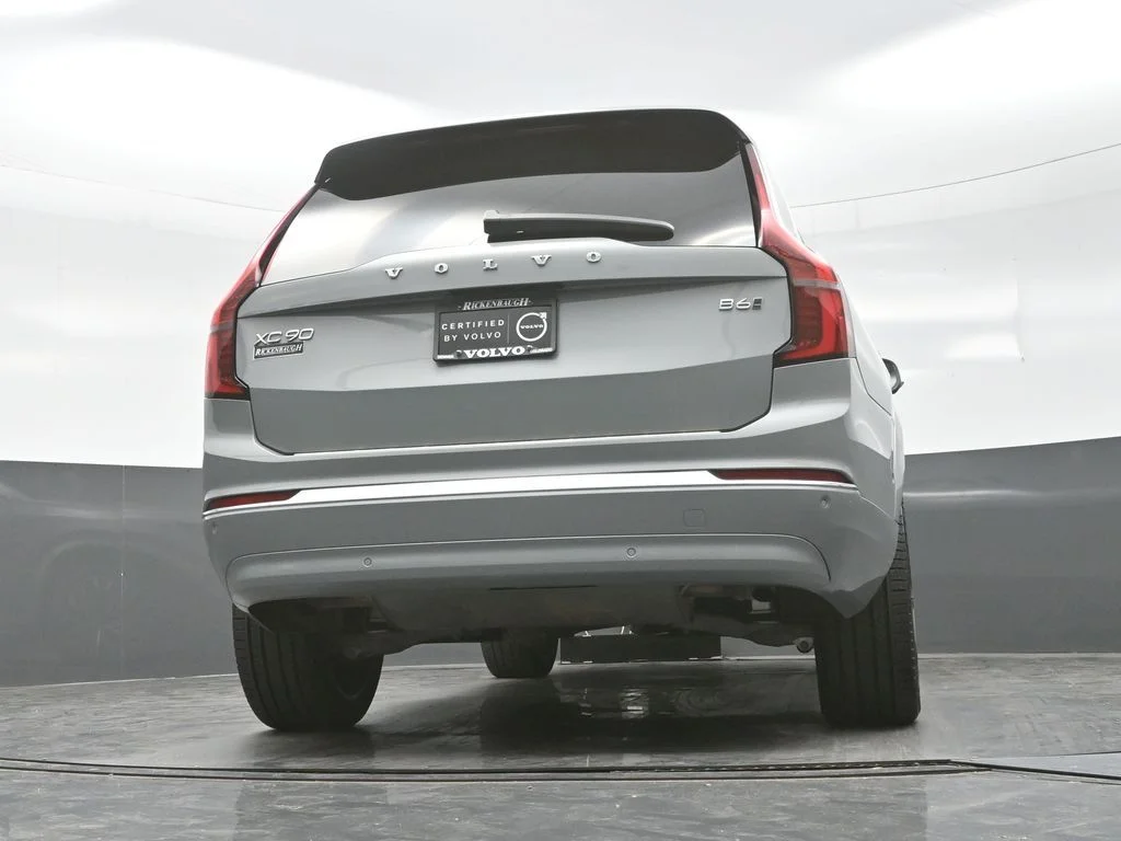 New 2026 Vapour Grey Volvo Plus image 27
