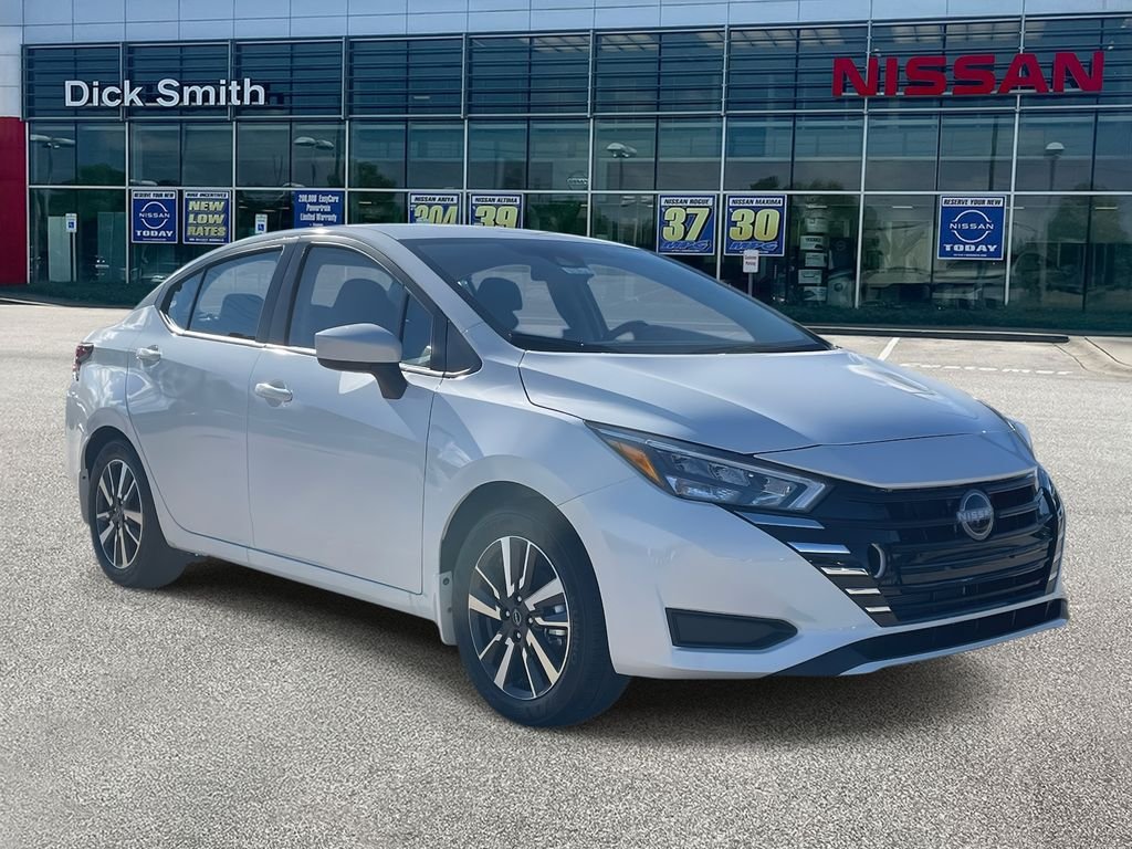 2025 Nissan Versa 1.6 SV CVT's photo