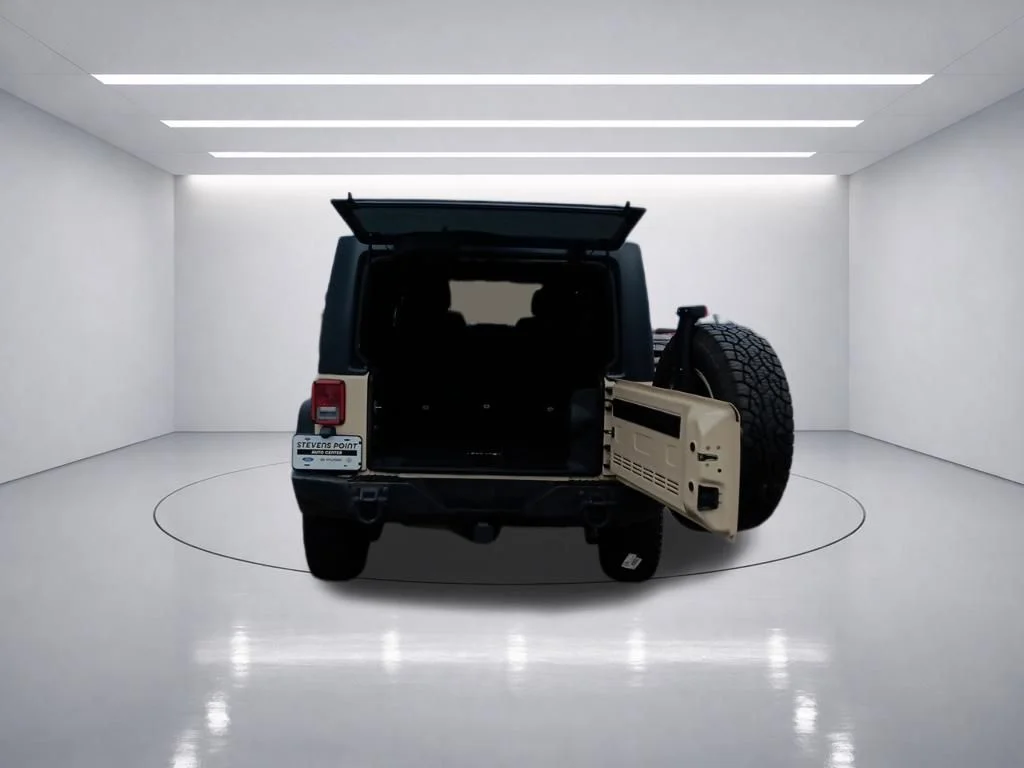 Used 2011 Sahara Tan Clearcoat Jeep Unlimited Rubicon image 41