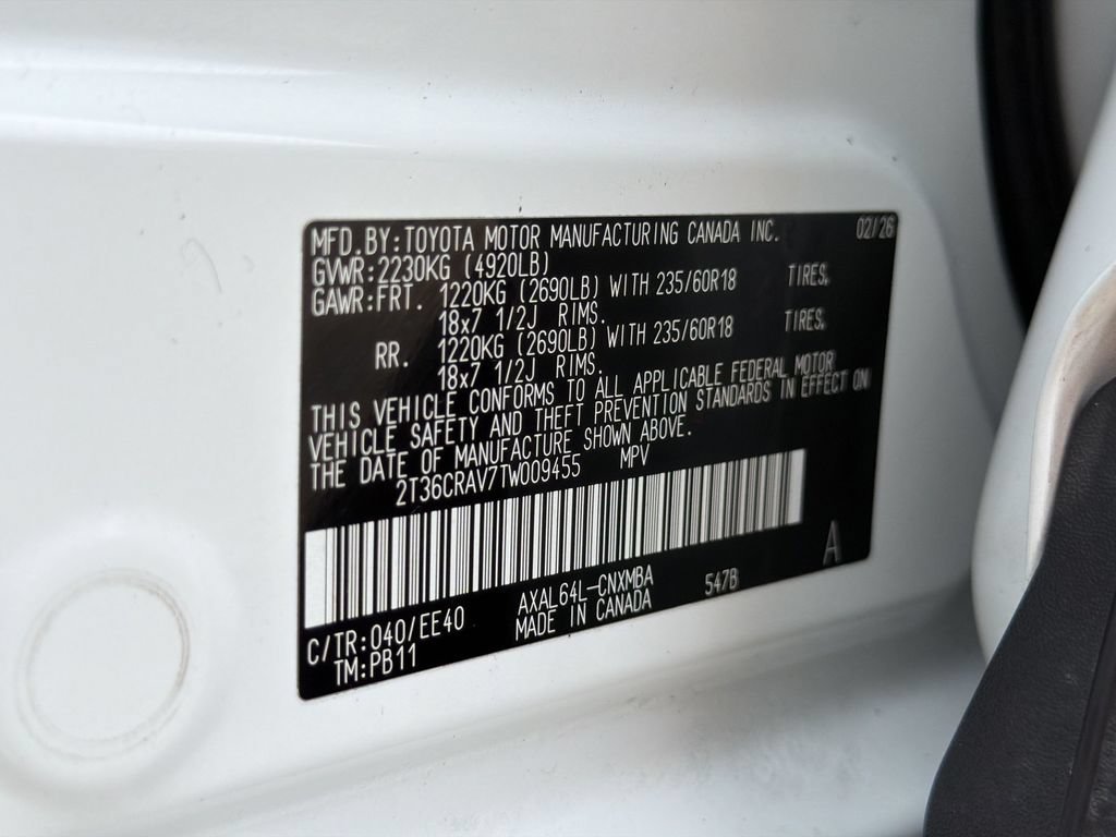 Used 2026 White Toyota XLE Premium image 41