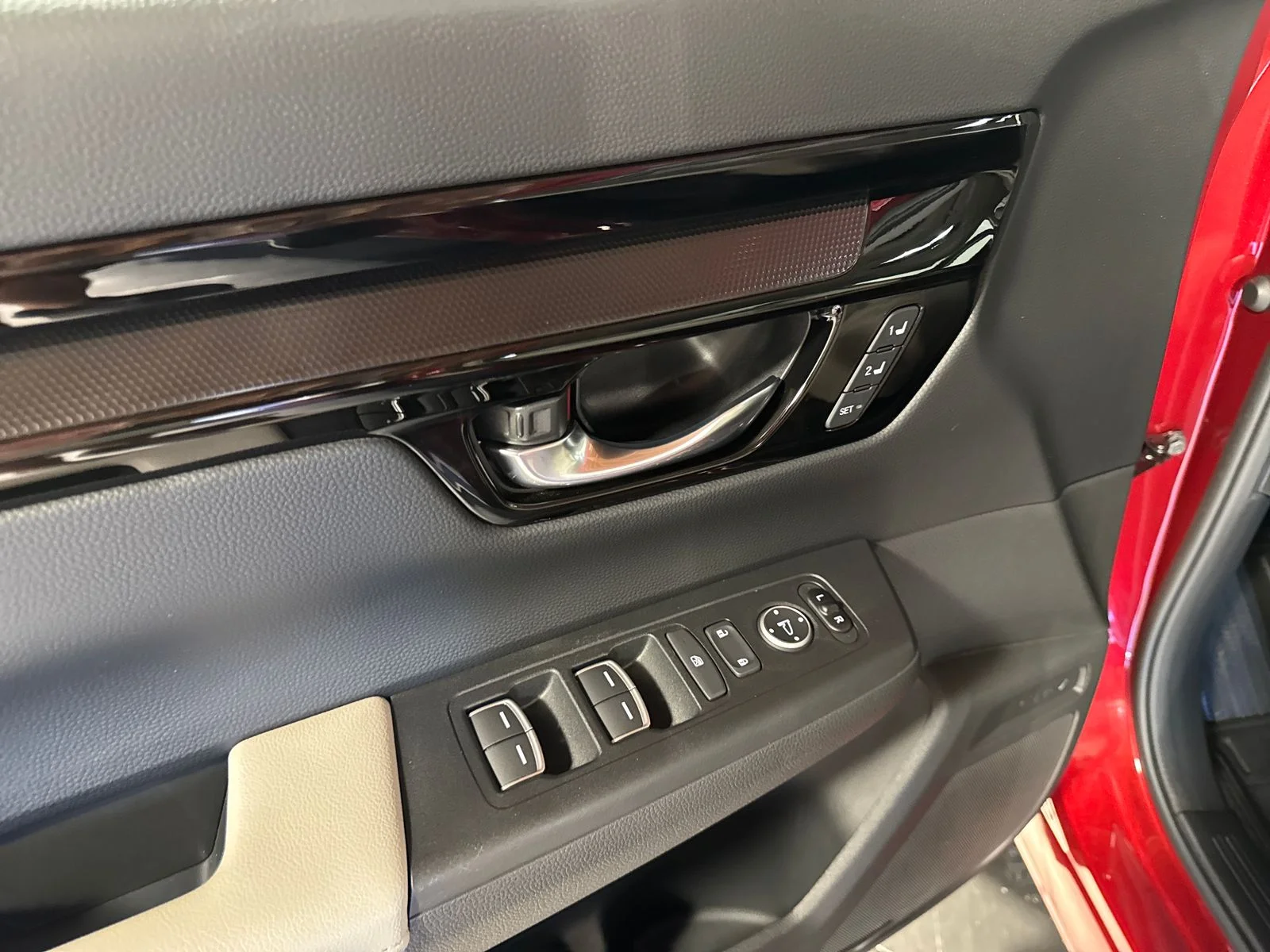 Used 2023 Radiant Red Metallic Honda EX-L image 16