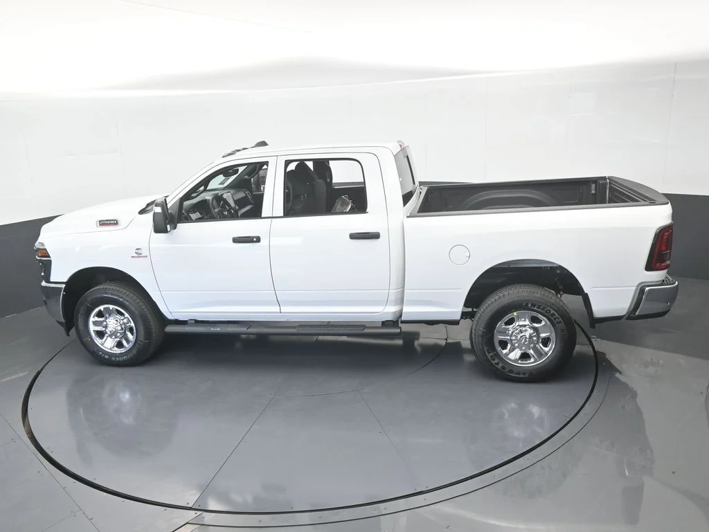 New 2026 Bright White Clear-Coat Exterior Paint RAM Tradesman image 50